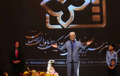 شهردار اصفهان در افتتاحیه جشنواره۳۴: جشنواره کودک باید به جریانی مستمر تبدیل شود
