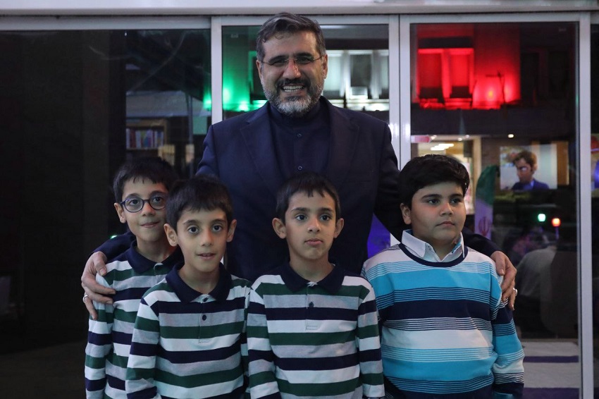 وزیر ارشاد در کنار بچه‌ها فیلم‌های ویژه کودکان را دید