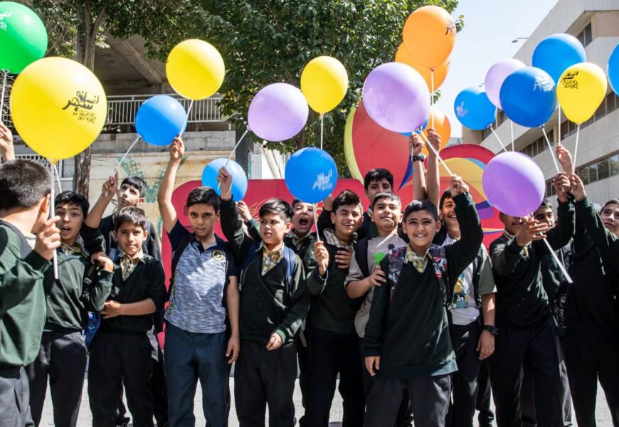 گزارش تصویری| شور و هیجان دانش آموزان در سینما چهارباغ اصفهان در دومین روز جشنواره