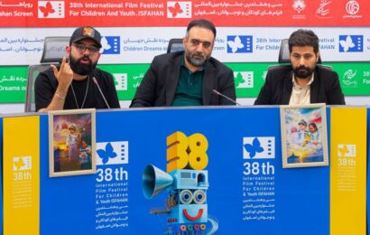 تقدیر رئیس بنیاد حفظ آثار از مواضع مسئولانه تهیه‌کننده انیمیشن «نگهبانان خورشید»